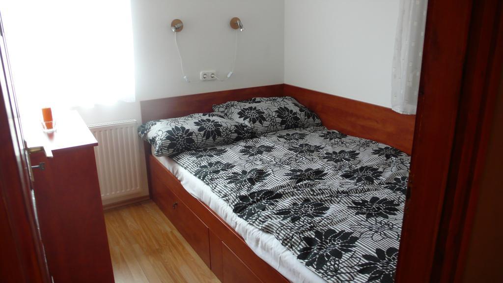Nyarido Apartman Appartement Alsóörs Buitenkant foto